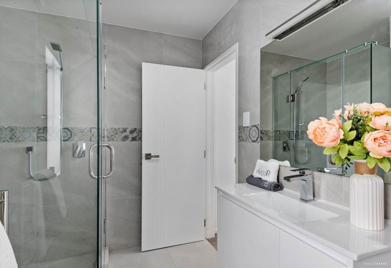 4C Amerce Place, Highland Park, Auckland - Carousel 2