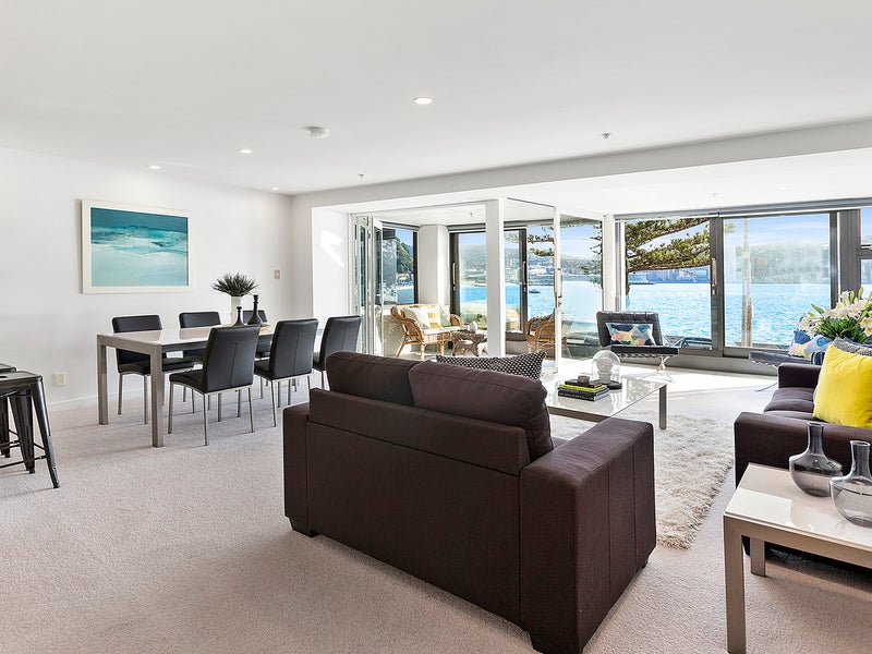 2/318 Oriental Parade, Oriental Bay, Wellington - Carousel 1