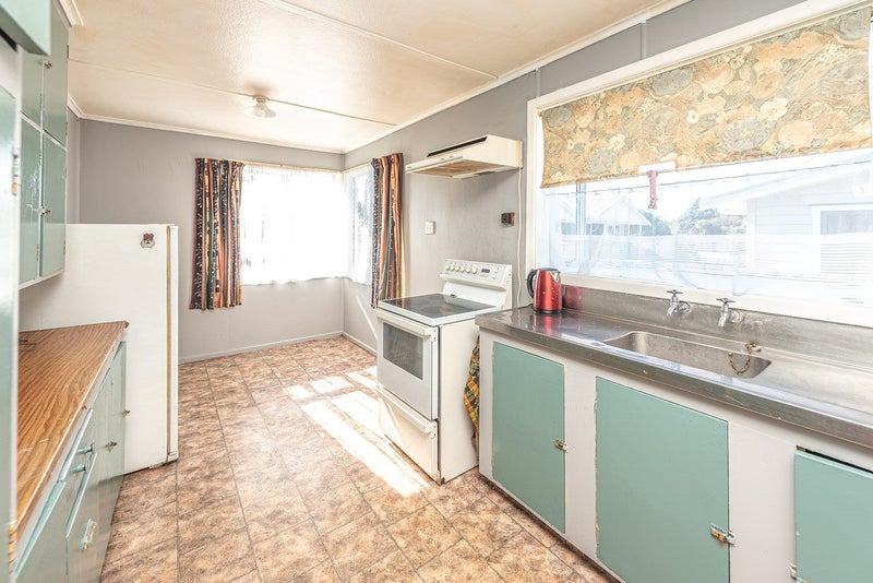 54 Harper Street, Gonville, Whanganui - Carousel 2