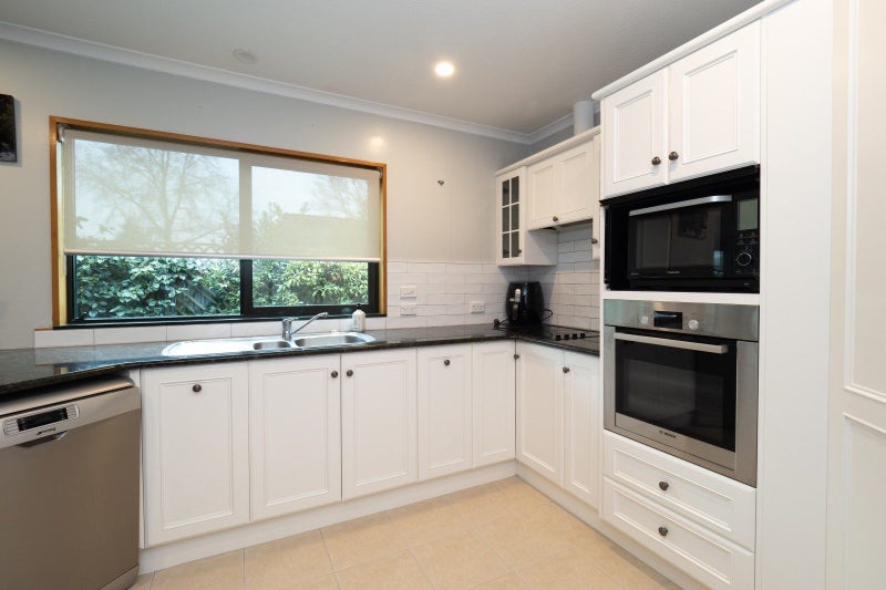 11 Walnut Avenue, Allenton, Ashburton - Carousel 2