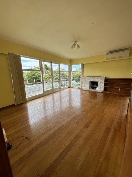 1 Matipo Road, Mairangi Bay, Auckland - Carousel 1