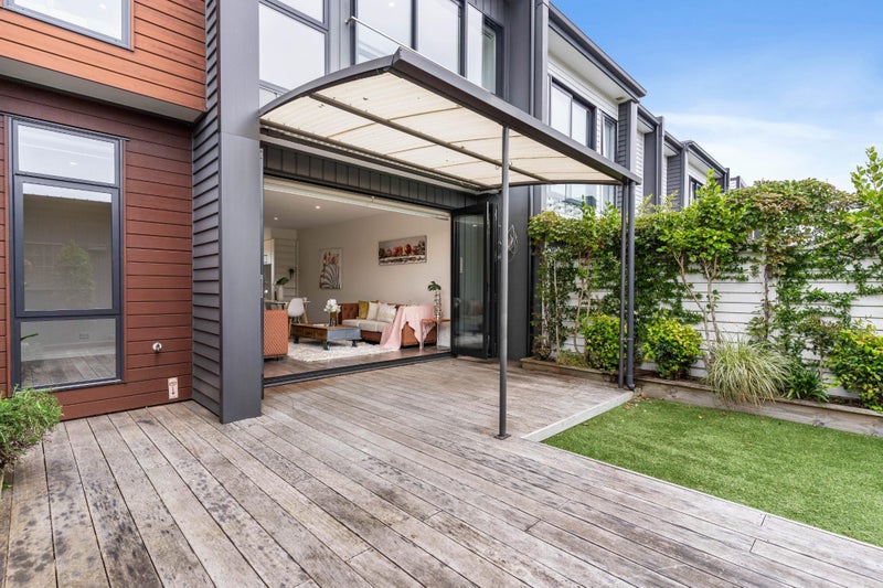 164 Seventh View Avenue, Beachlands, Auckland - Carousel 2