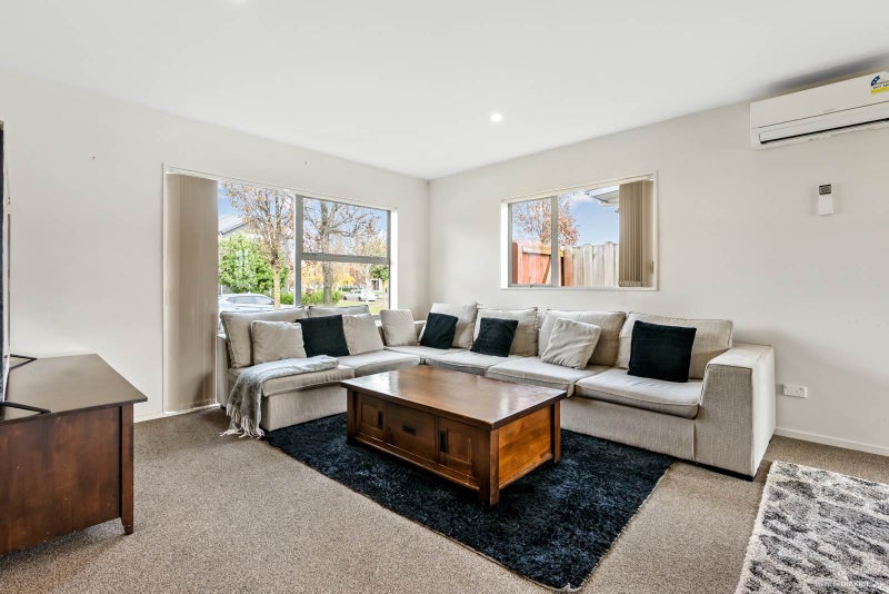 46 Popokatea Drive, Takanini, Auckland - Carousel 2