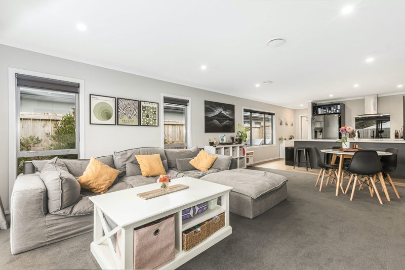 8 Peter Tapp Way, Wainuiomata, Lower Hutt - Carousel 2