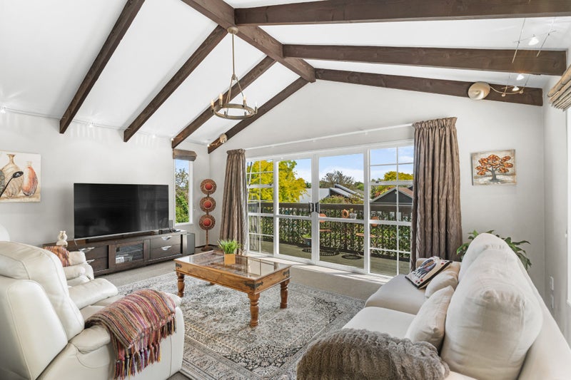 18 Townshend Crescent, Halswell, Christchurch - Carousel 2