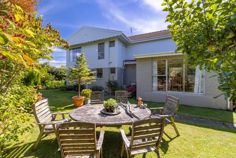 14 St Winifreds Place, Bryndwr, Christchurch - Carousel 16