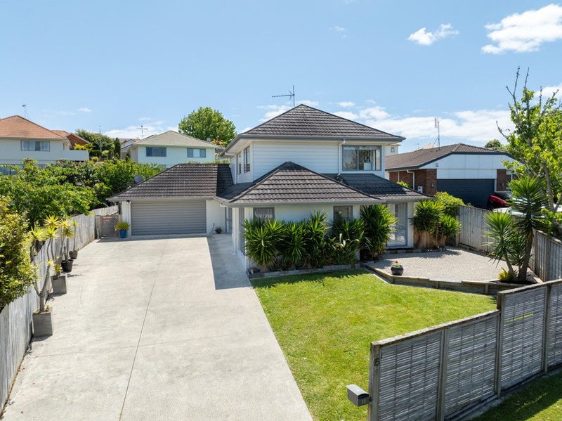 15 Kentville Place, Somerville, Manukau - Carousel 1