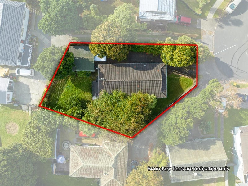 11 Montego Place, Weymouth, Auckland - Carousel 1