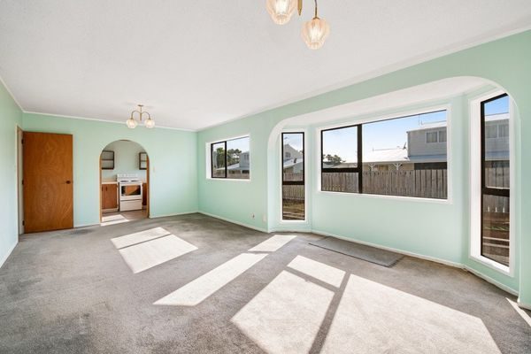 47A Bay Street, Red Beach, Whangaparāoa - Carousel 2