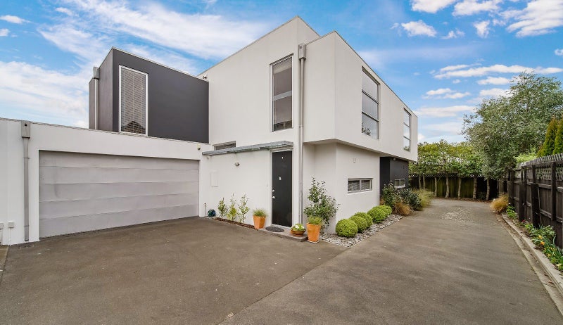 18B Onslow Street, St Albans, Christchurch - Carousel 1