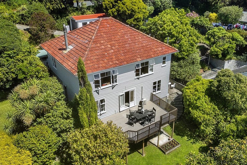 5 Totara Road, Miramar, Wellington - Carousel 1