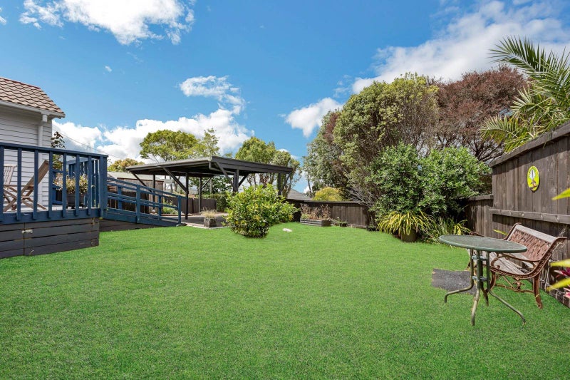2/331 Royal Road, Massey, Auckland - Carousel 2