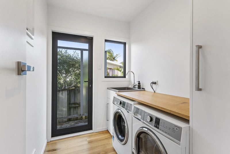 1/12 Prospect Terrace, Milford, Auckland - Carousel 11