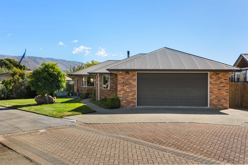 9 Fenwick Crescent, Cromwell, Cromwell - Carousel 1