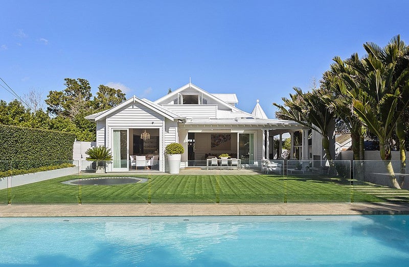 60 Marine Parade, Herne Bay, Auckland - Carousel 1