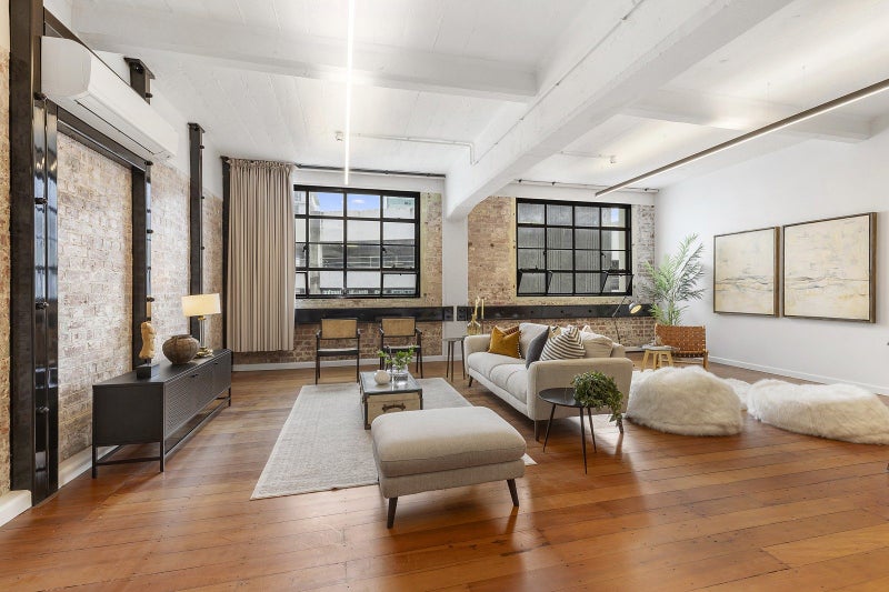 1A/40 Cuba Street, Te Aro, Wellington - Carousel 1