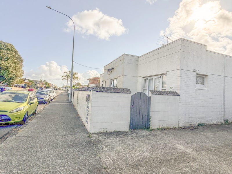 176 Manukau Road, Epsom, Auckland - Carousel 14