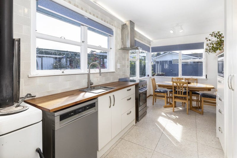 135 Budge Street, Riversdale, Blenheim - Carousel 2