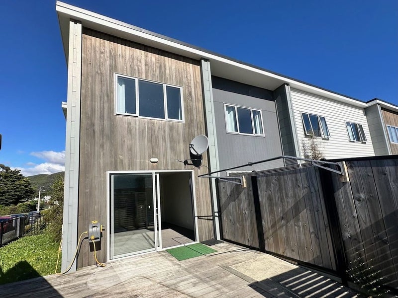 30 Barber Grove, Moera, Lower Hutt - Carousel 14