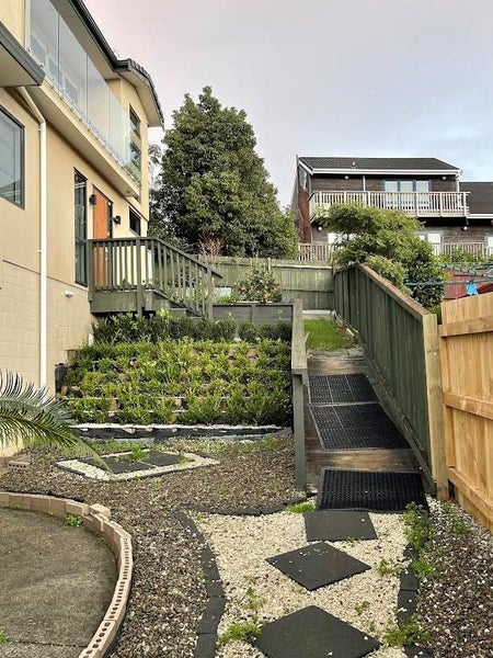 4 The Enclave, Totara Heights, Auckland - Carousel 2