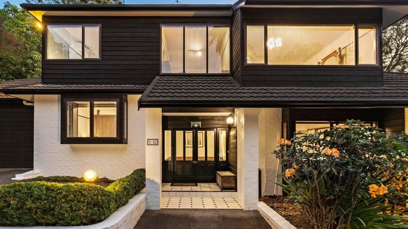 2/12 Penzance Road, Mairangi Bay, Auckland - Carousel 1