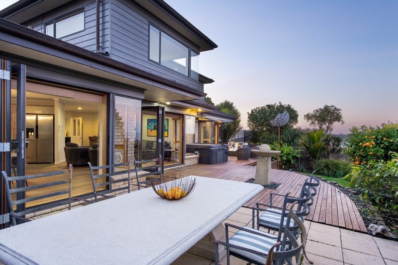 35 KOWHAI RD, Mairangi Bay, Auckland - Carousel 2
