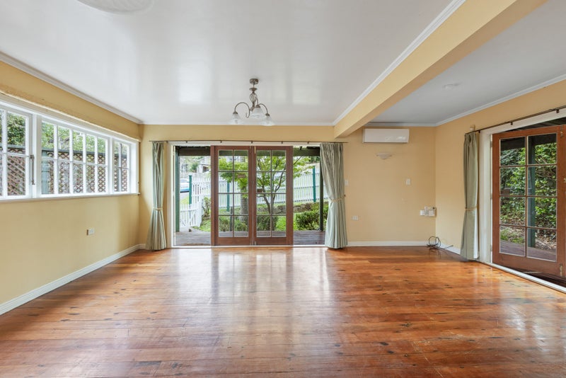 2/292 GLENFIELD Road, Glenfield, Auckland - Carousel 2