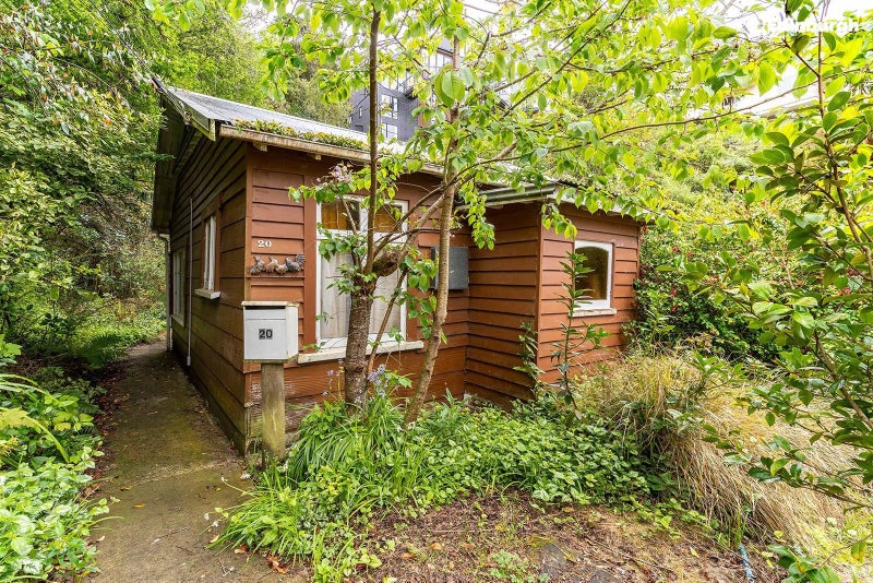 20 Cosy Dell Road, North Dunedin, Dunedin - Carousel 1