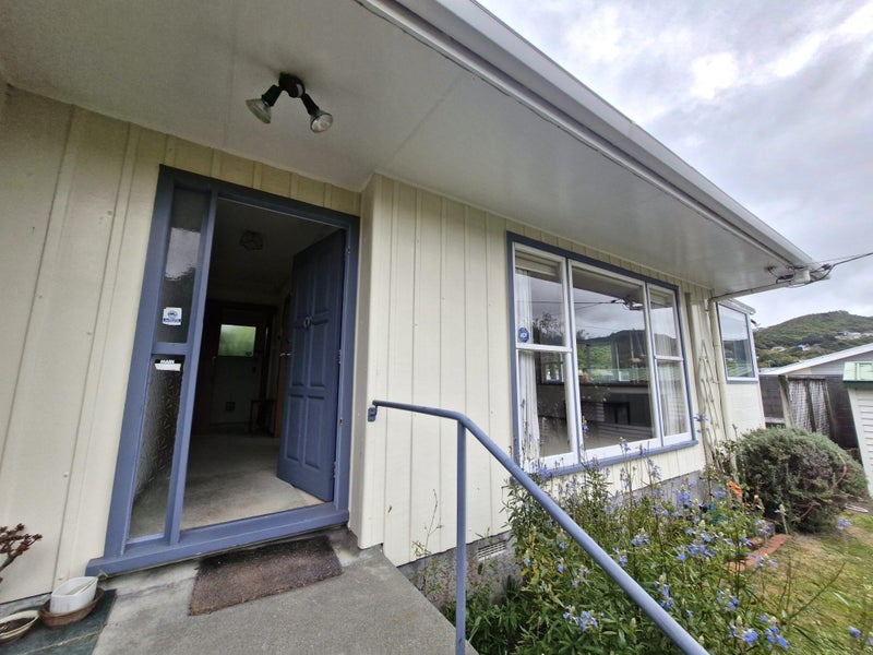 15 Cook Street, Karori, Wellington - Carousel 2