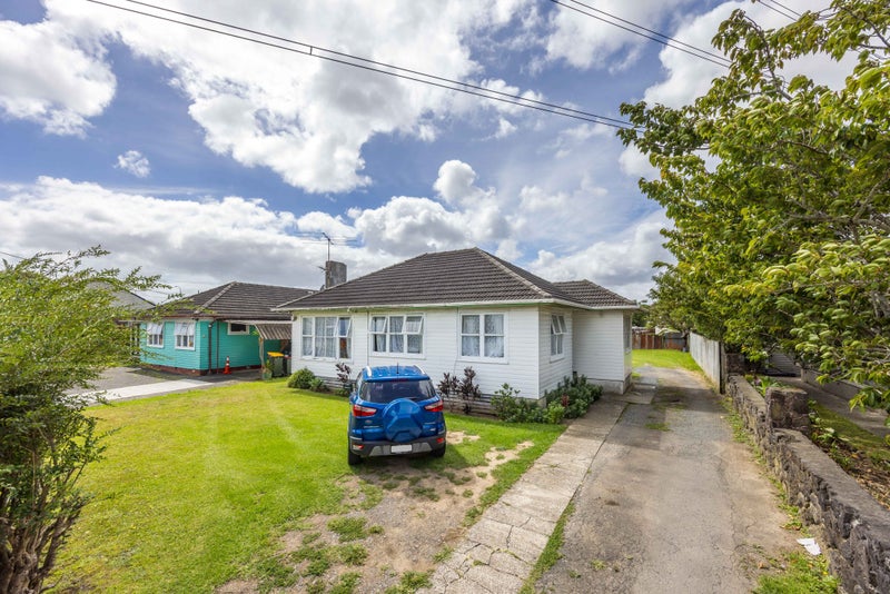 67 Ashton Avenue, Otara, Auckland - Carousel 13