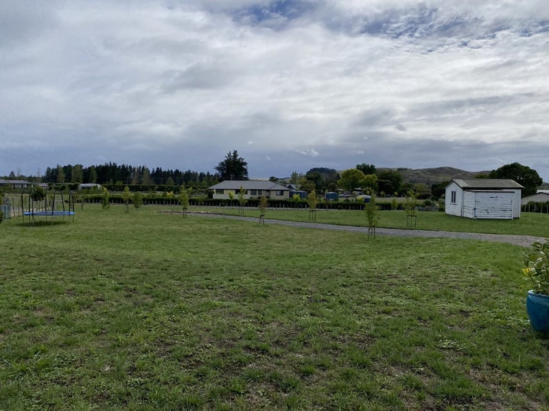 13 Bellerby Lane, Hastings - Carousel 17