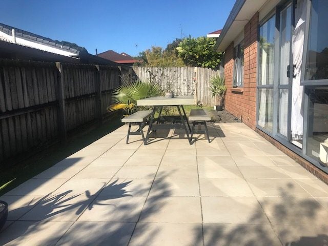 42C Jellicoe Road, Panmure, Auckland - Carousel 1