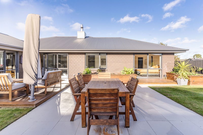 52 Grayshott Avenue, Casebrook, Christchurch - Carousel 2