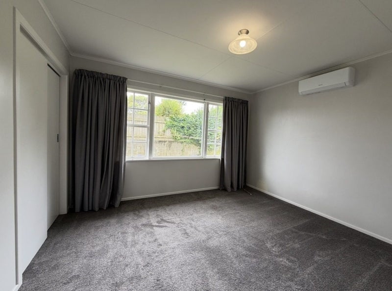 117 Conclusion Street, Ascot Park, Porirua - Carousel 2