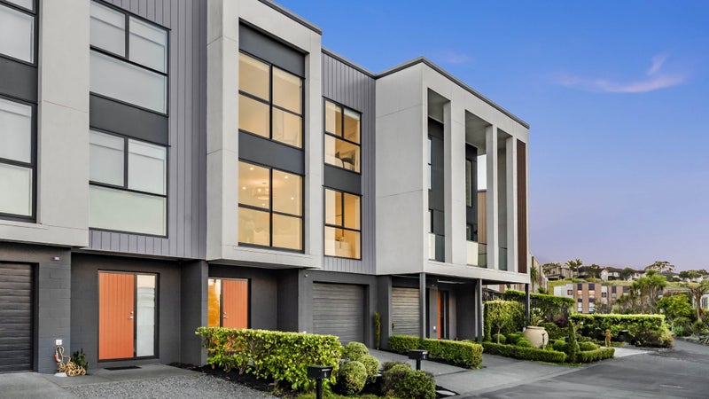 4 Lapilli Lane, Stonefields, Auckland - Carousel 1