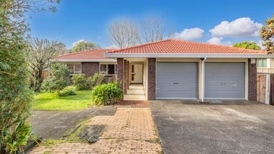 24 Imogene Way, Half Moon Bay, Auckland - Carousel 1