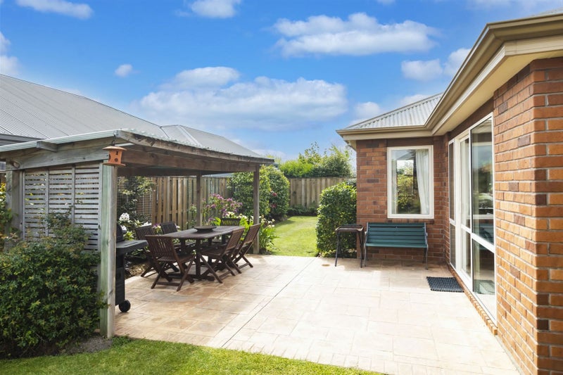 43 Beechwood Drive, Northwood, Christchurch - Carousel 2