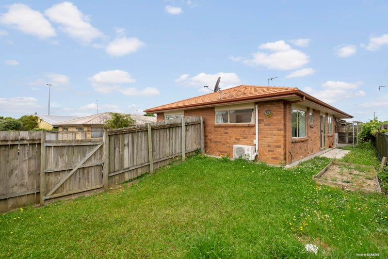 42 Carlas Way, Ranui, Auckland - Carousel 2