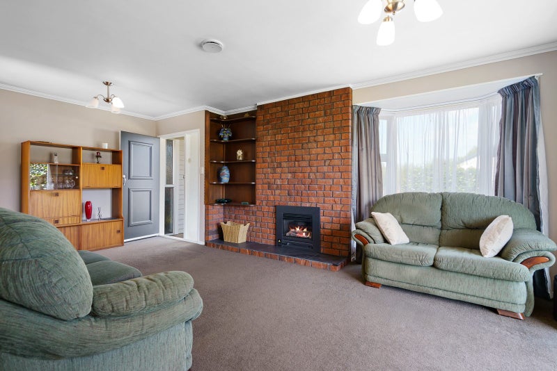 2 Blairgowrie Place, Leamington, Cambridge - Carousel 2