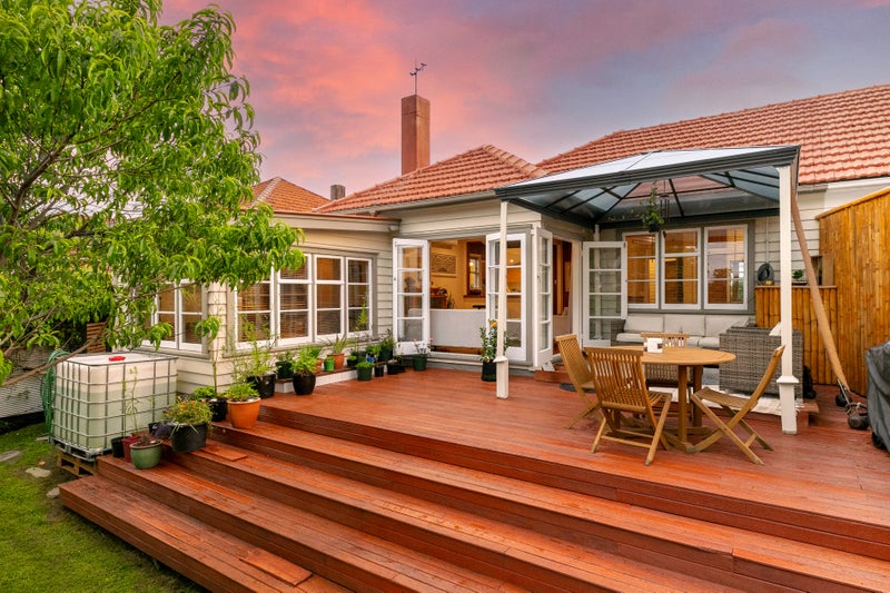 9 Hemington Street, Waterview, Auckland - Carousel 1