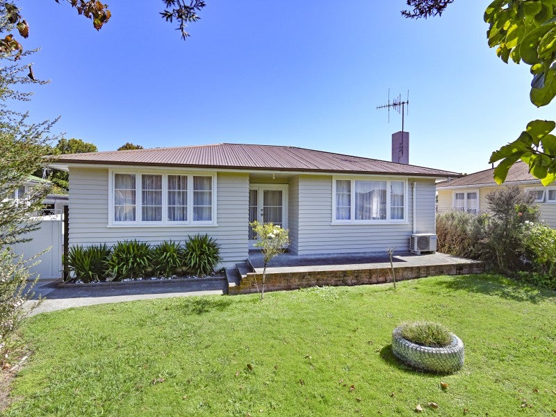 807 Anson Street, Mayfair, Hastings - Carousel 1
