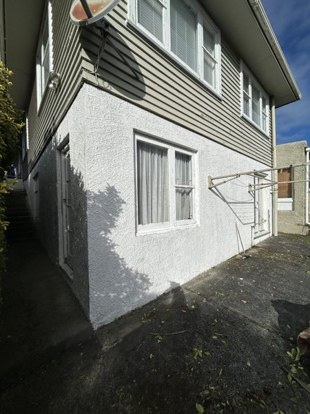 16 Mills Road, Brooklyn, Wellington - Carousel 10