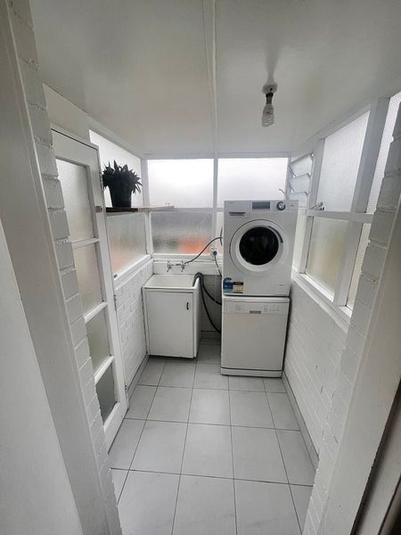 3/7 Sudan Avenue, Milford, Auckland - Carousel 9