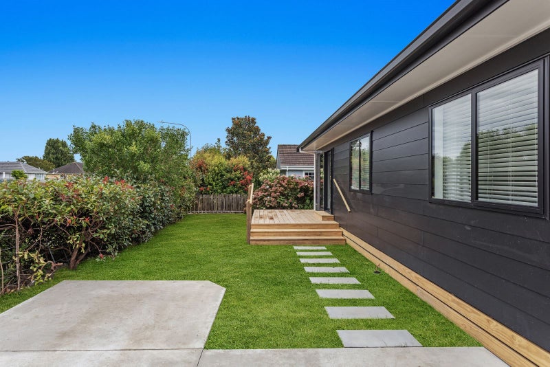 8C Churchill Street, Whakatane, Whakatāne - Carousel 15