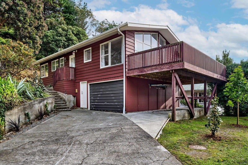 19 Holmes Grove, Naenae, Lower Hutt - Carousel 2