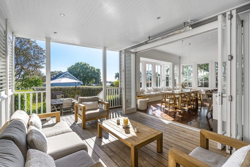 77 Hinemoa Street, Birkenhead, Auckland - Carousel 1