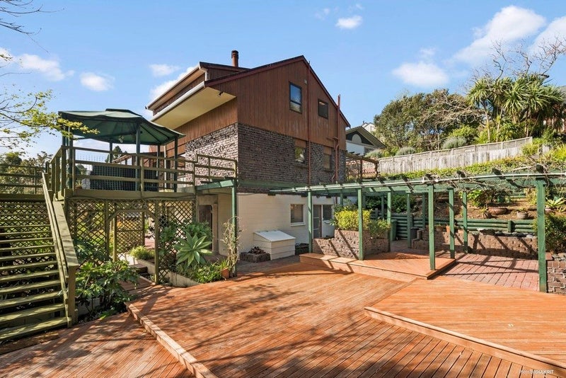 11 Hebe Place, Birkenhead, Auckland - Carousel 1