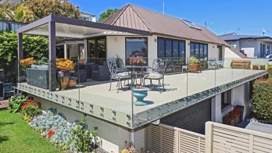 123B Chaucer Road North, Hospital Hill, Napier - Carousel 1