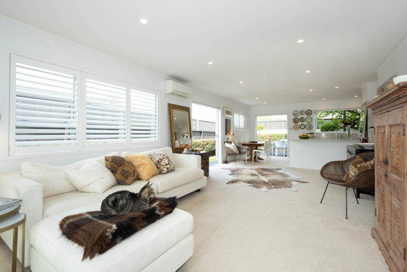 2/62 Challenger Street, St Heliers, Auckland - Carousel 2