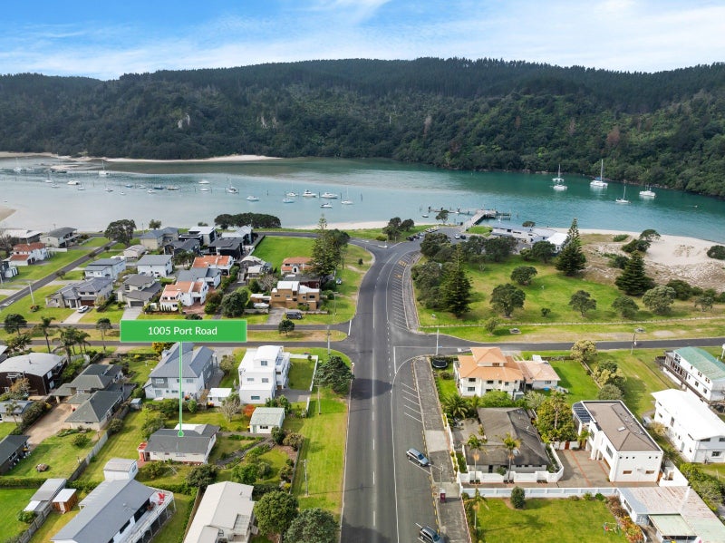 1005 Port Road, Whangamata - Carousel 2